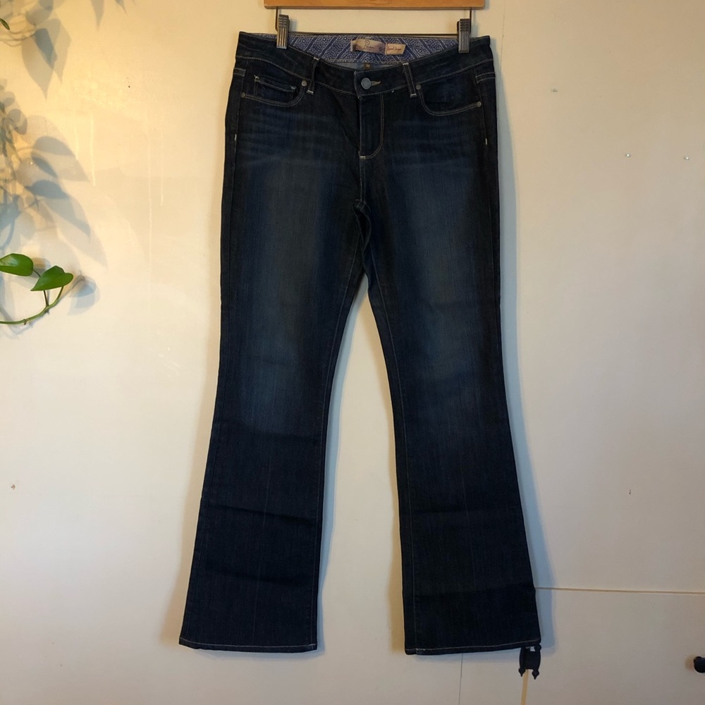 PAIGE Laurel Canyon Size 30 Bootcut Jeans
